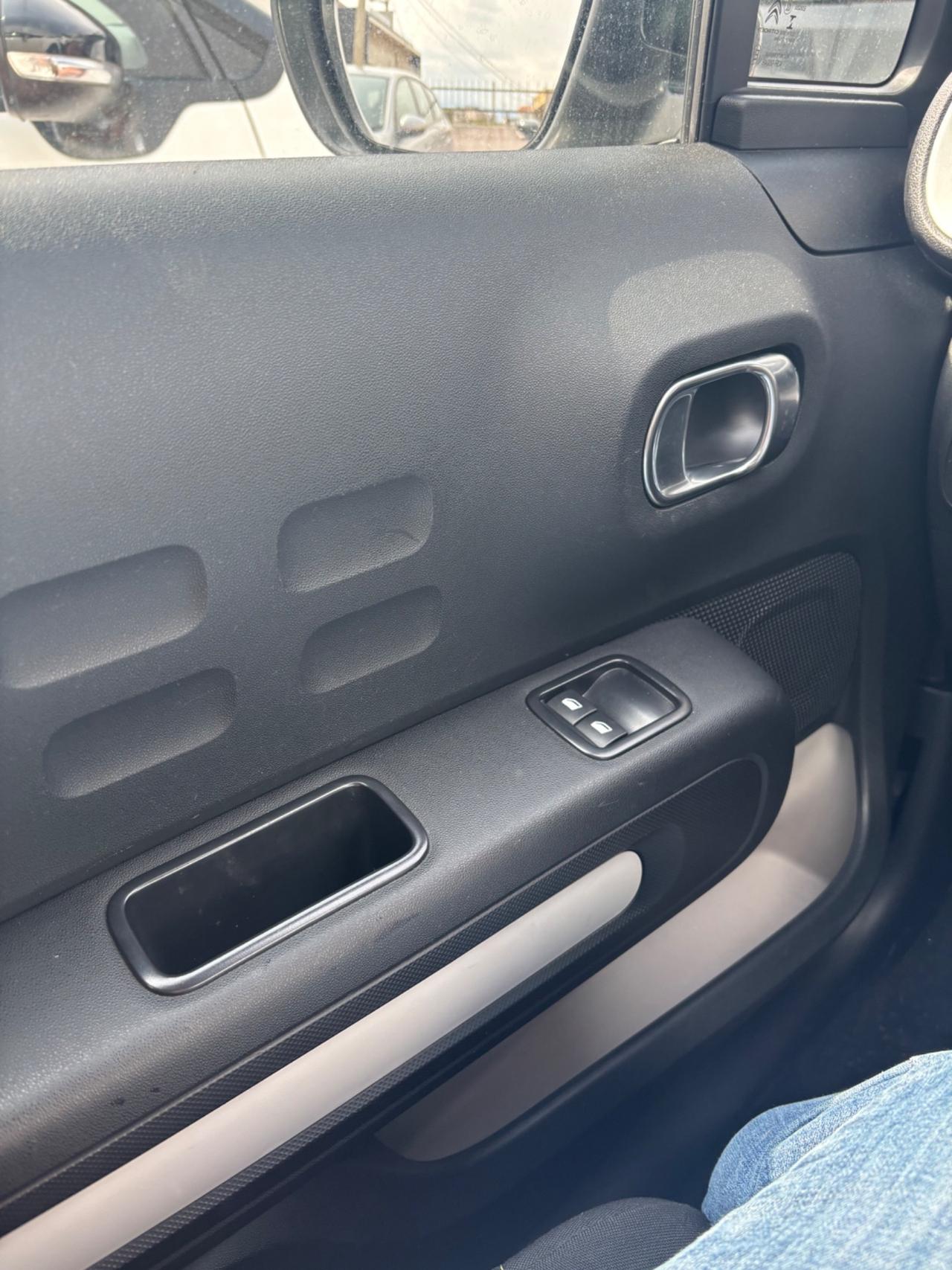 Citroen C3 PureTech 83 S&S Live