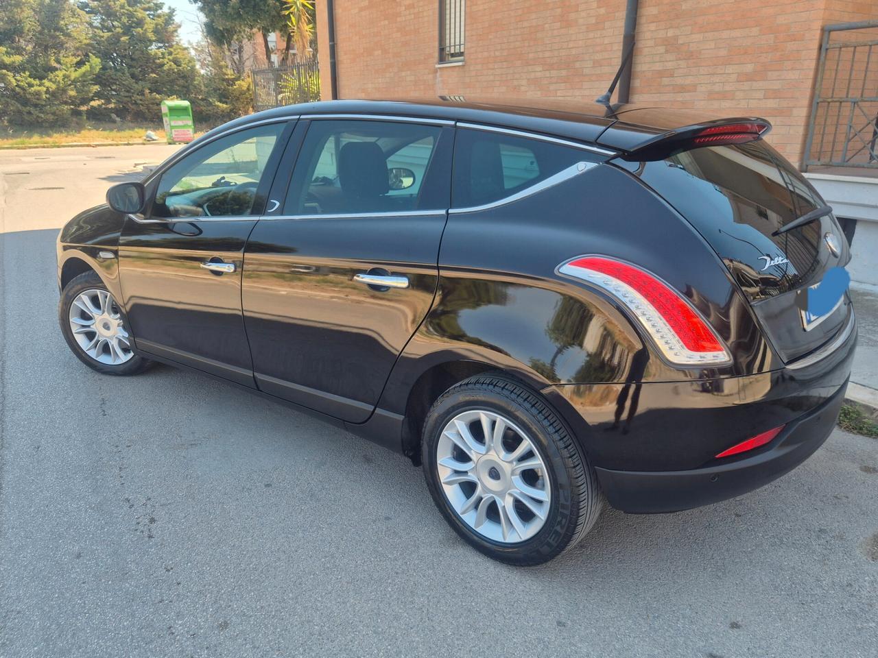 Lancia delta 2.0 multijet 165cv gold anno 2011