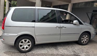 Peugeot 807 2.0 HDi 136CV ST Mix-7/8 POSTI/ Gancio traino