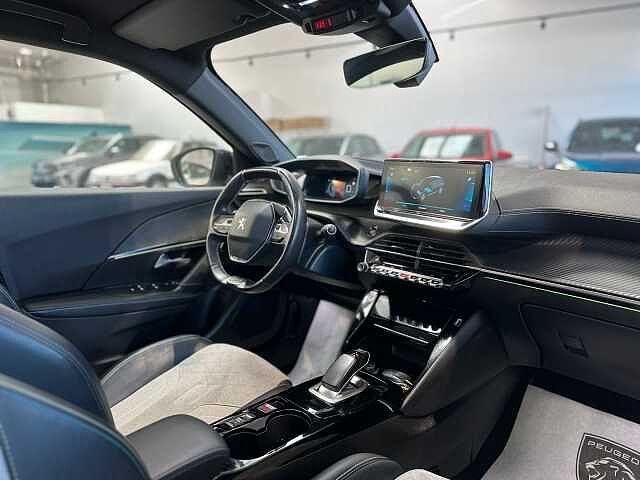 Peugeot 2008 motore elettrico 136 CV GT Pack