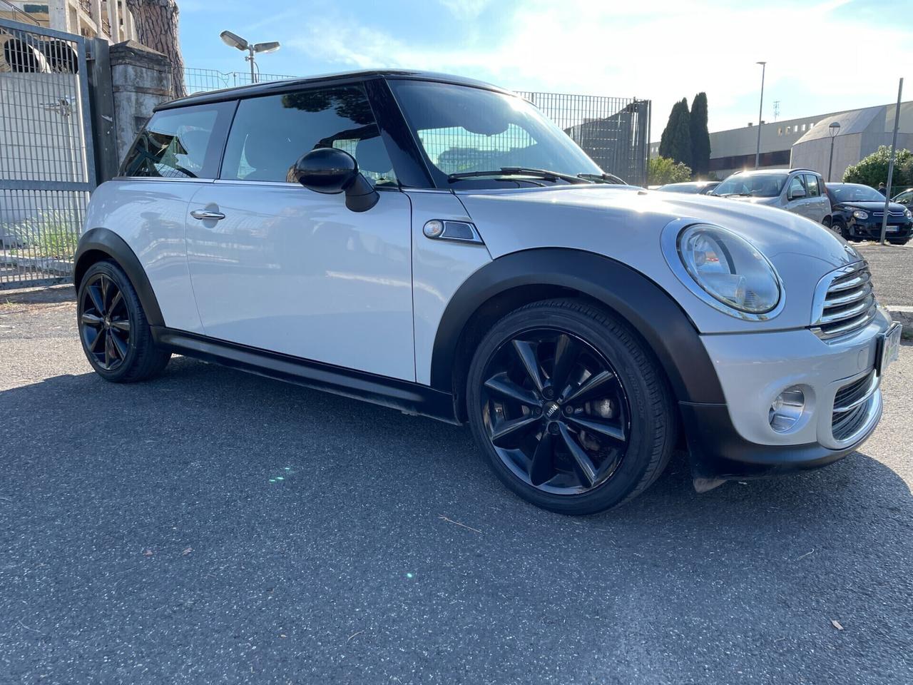 Mini Cooper 1.6 120cv E5 PERLATA Navi GARANZIA