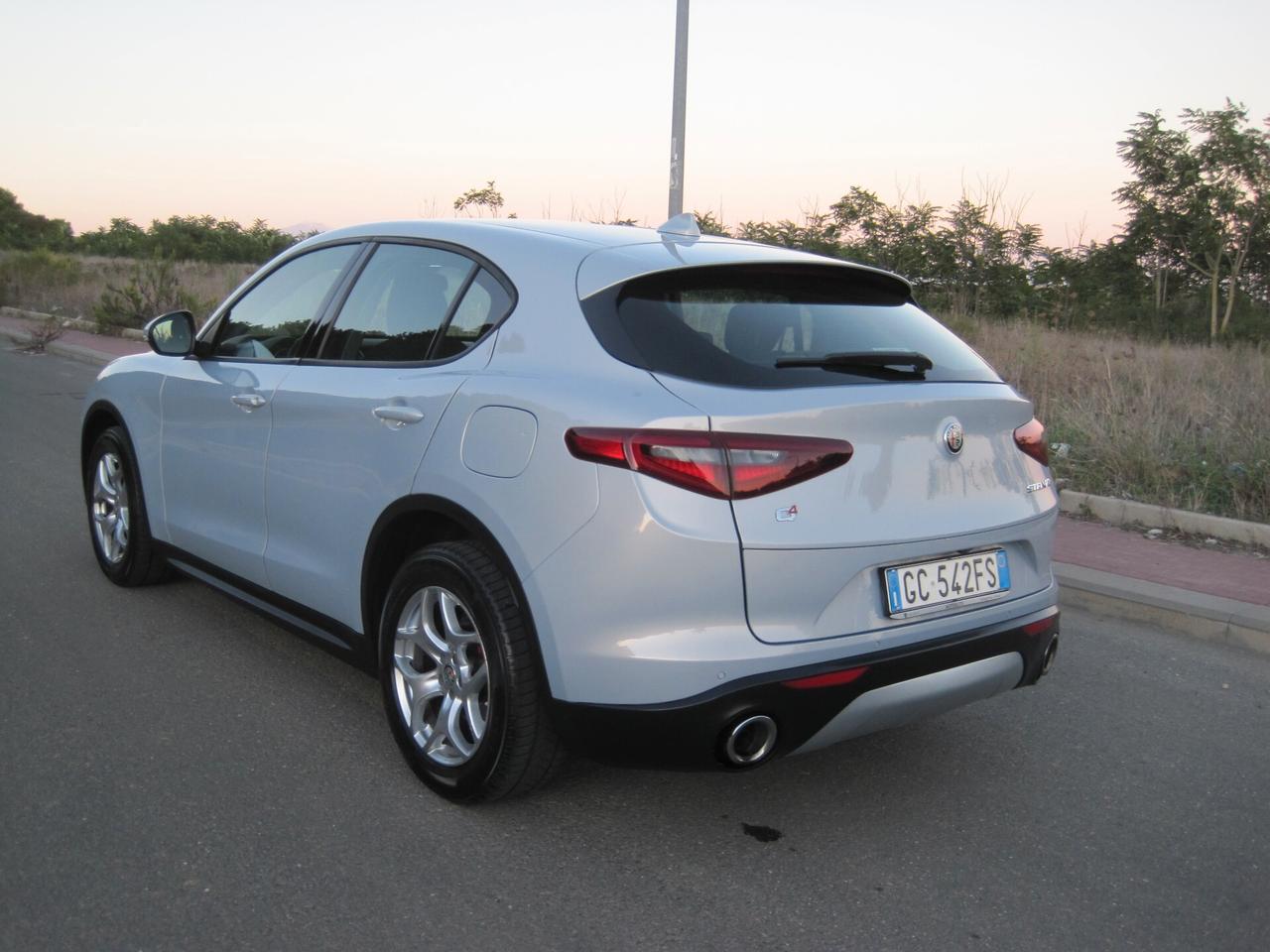 Alfa Romeo Stelvio 2.2 Turbodiesel 190 CV AT8 Q4 Business