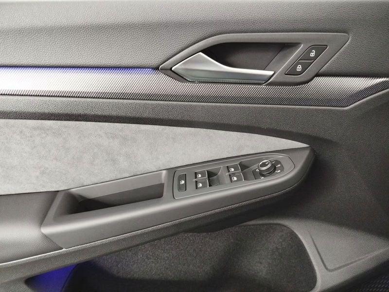 Volkswagen Golf 2.0 8.5 TSI R DSG 4Motion BLACK EDITION HARMAN KARDON MATRIX LED