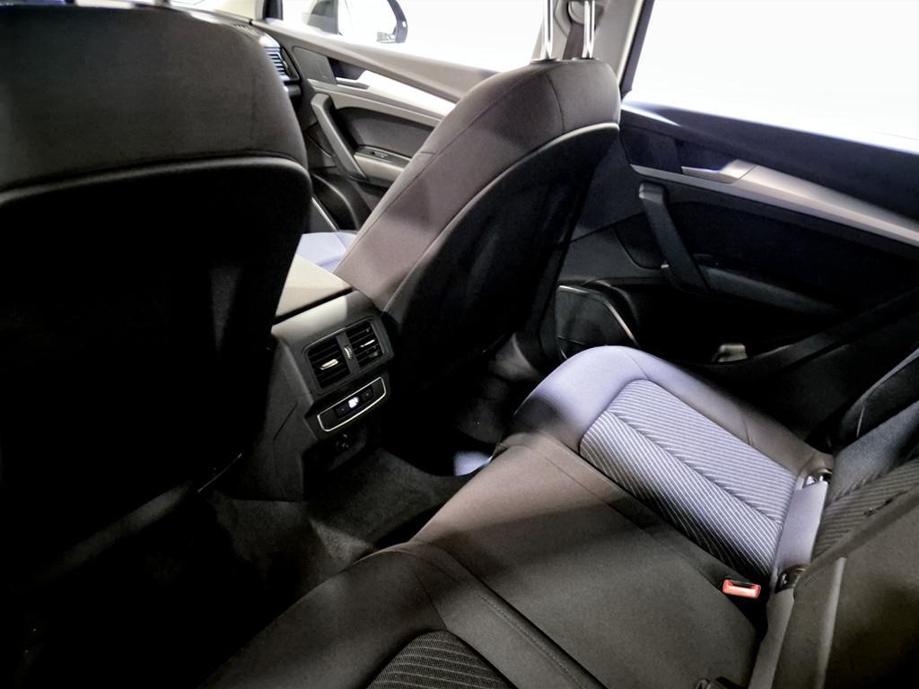 Audi Q5 40 2.0 tdi mhev Business quattro s tronic