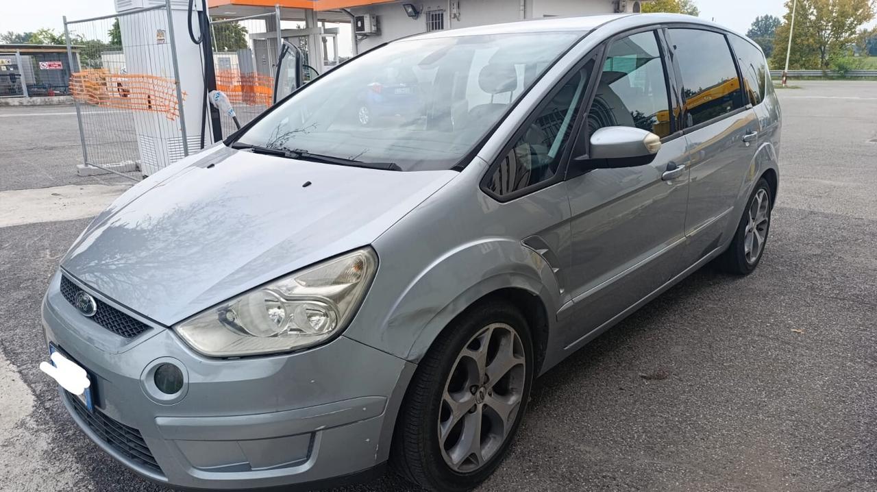 Ford S-Max 2.0 TDCi 140CV Titanium