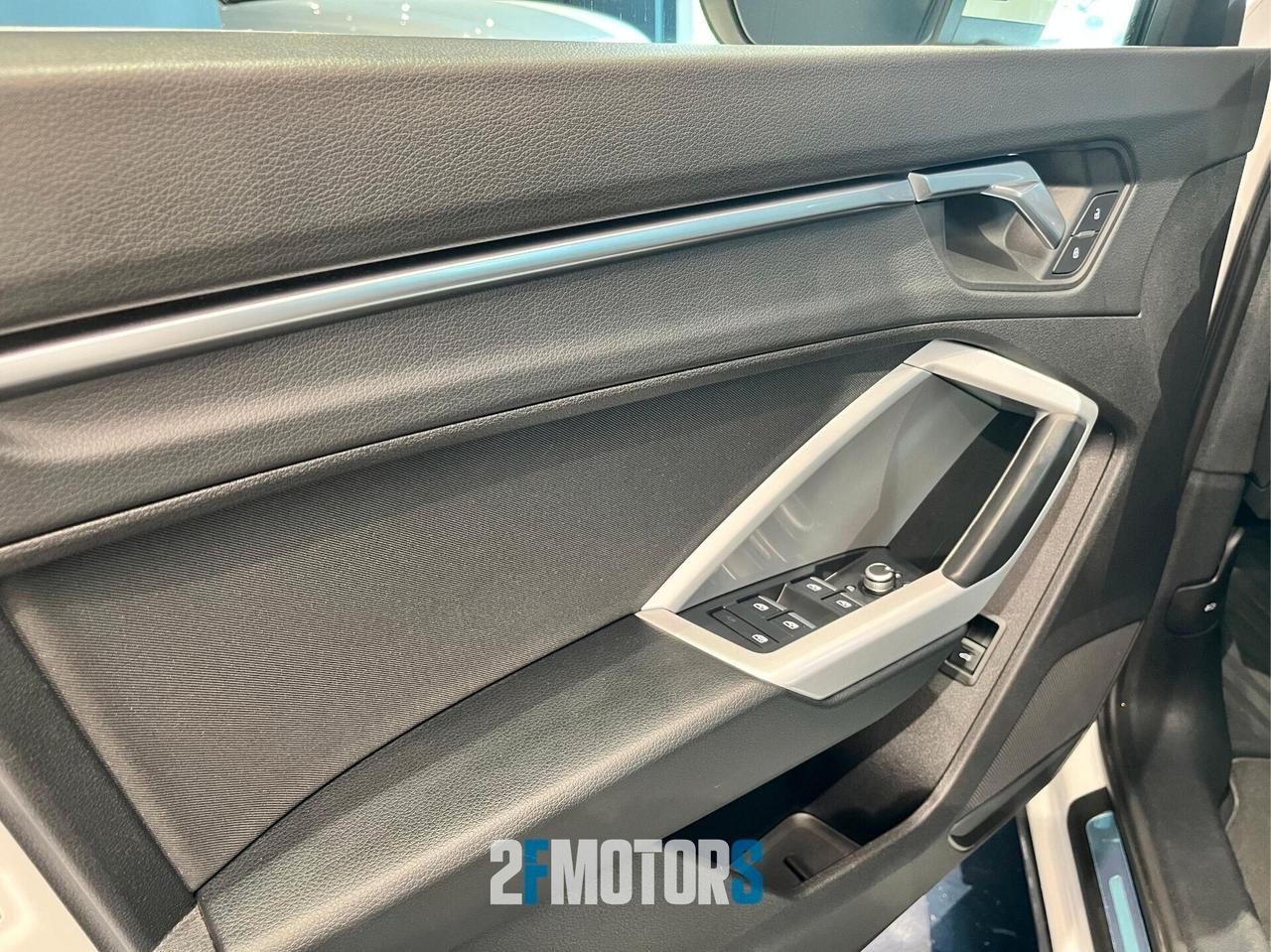 Audi Q3 35 TDI S tronic Business Advanced