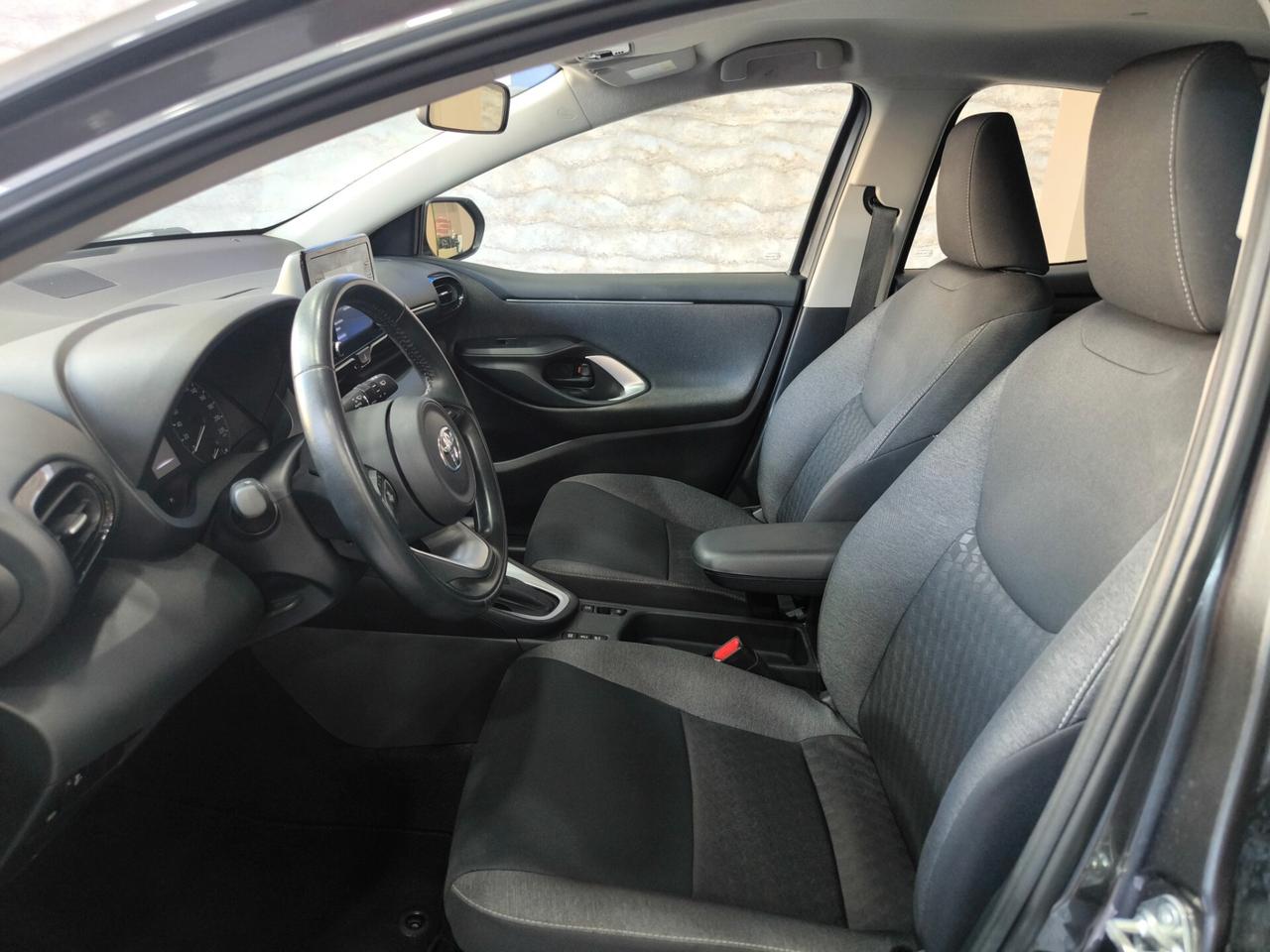 Toyota Yaris 1.5 Hybrid 5 porte Business