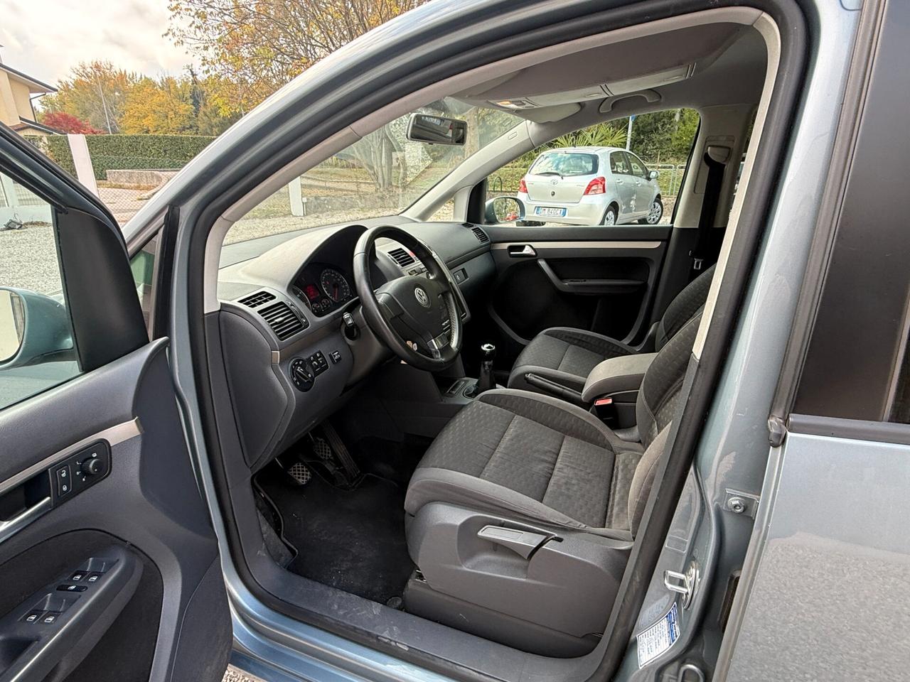 Volkswagen Touran 1.6 Trendline Bifuel G