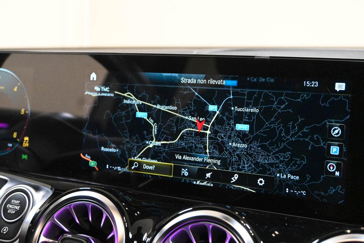 MERCEDES GLB (X247) GLB 200 d Automati...