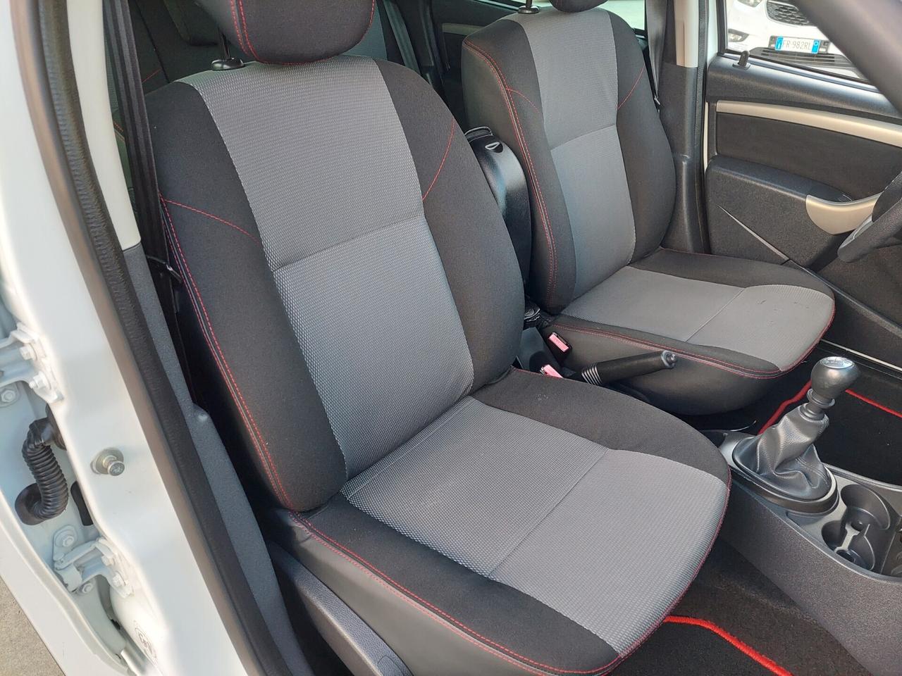 Dacia Duster 1.5 dCi 110CV Lauréate soli 109.000km