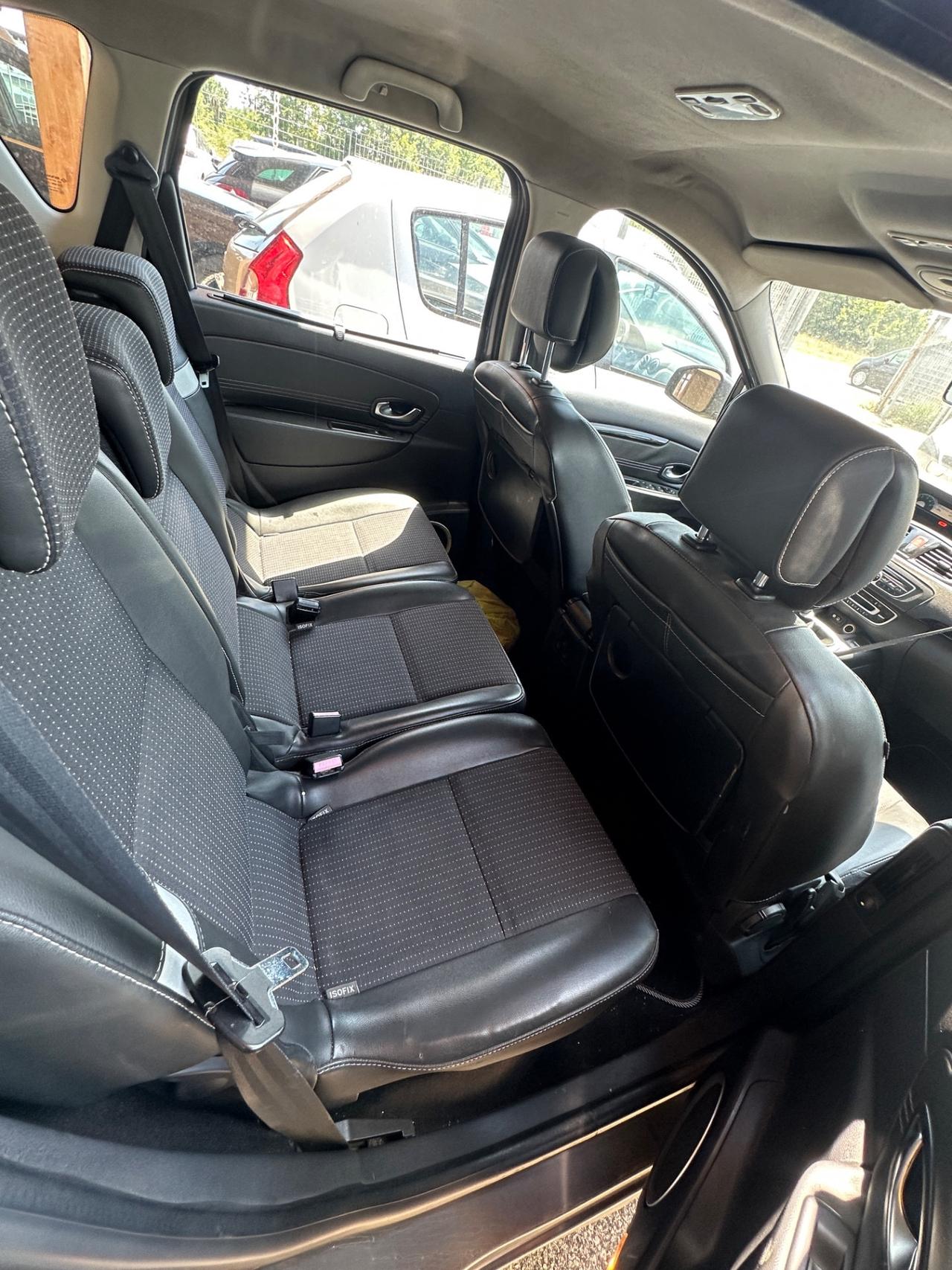 Renault Scenic Scénic X-Mod 1.9 dCi 130CV Luxe 2011