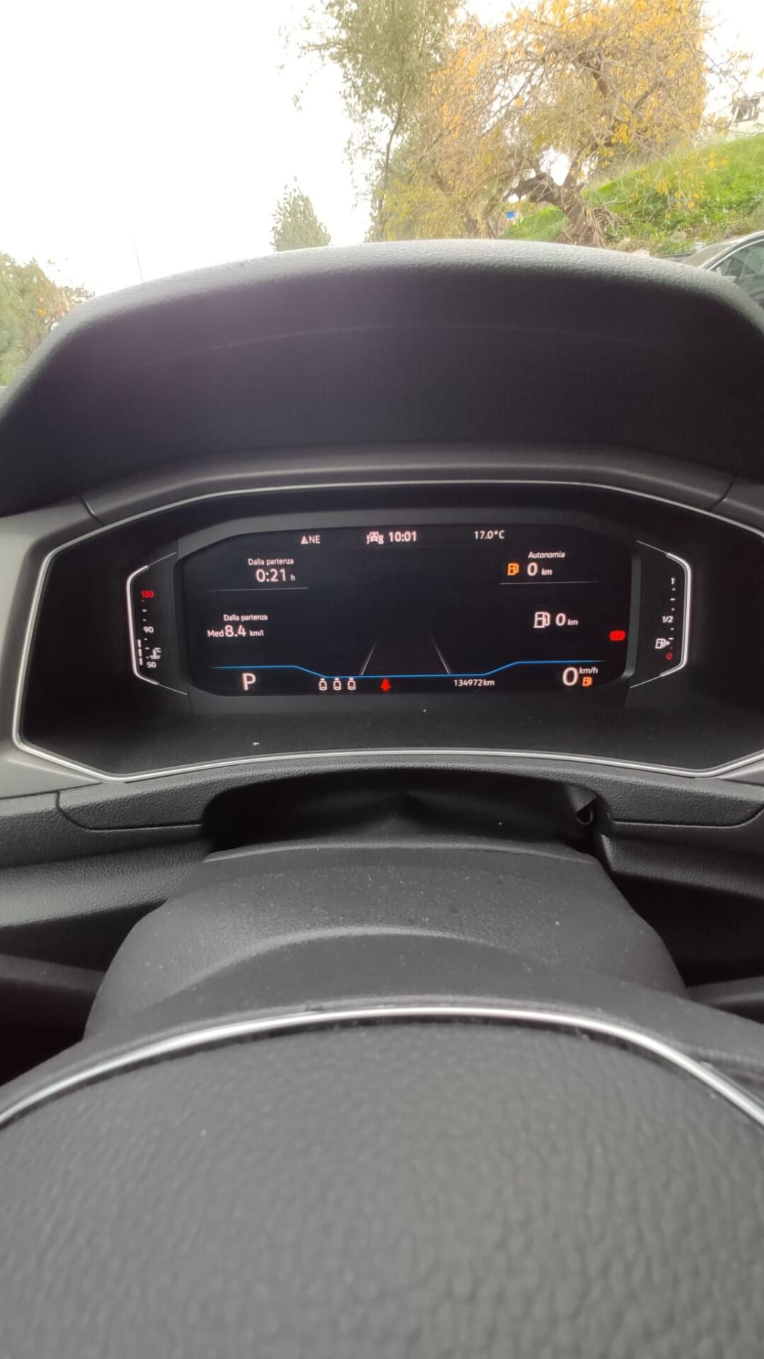 Volkswagen T-Roc 2.0 TDI SCR 150 CV DSG Business come nuova