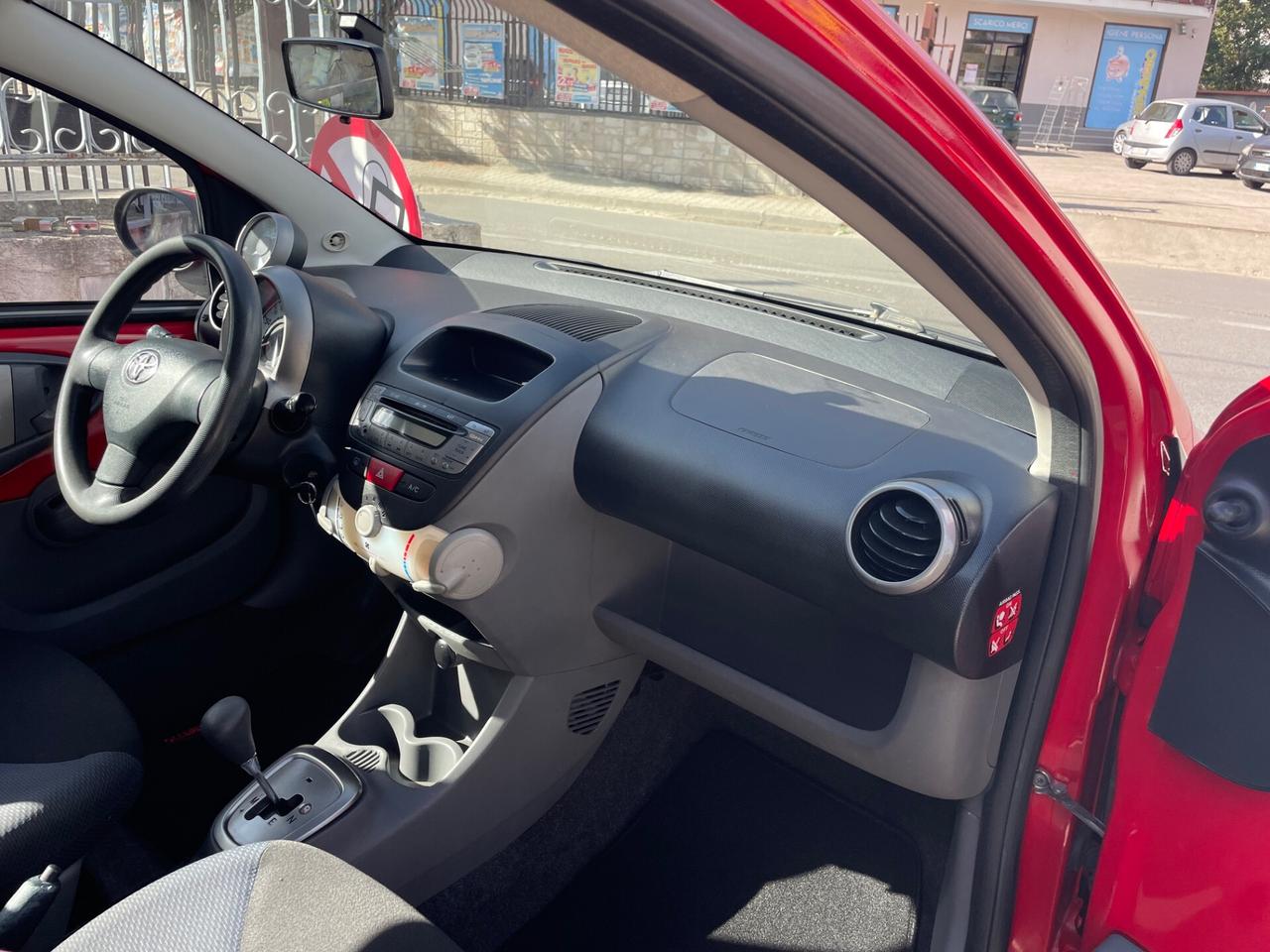 Toyota Aygo 1.0 12V VVT-i 5 porte Sol