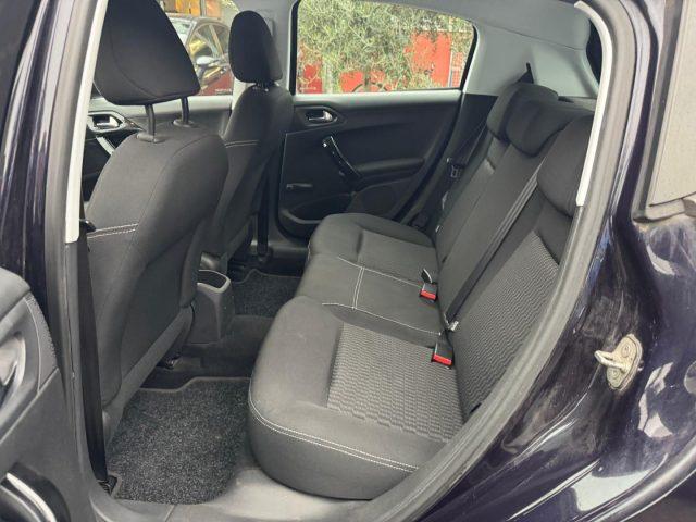 PEUGEOT 208 1° serie PureTech 82 5 porte Allure