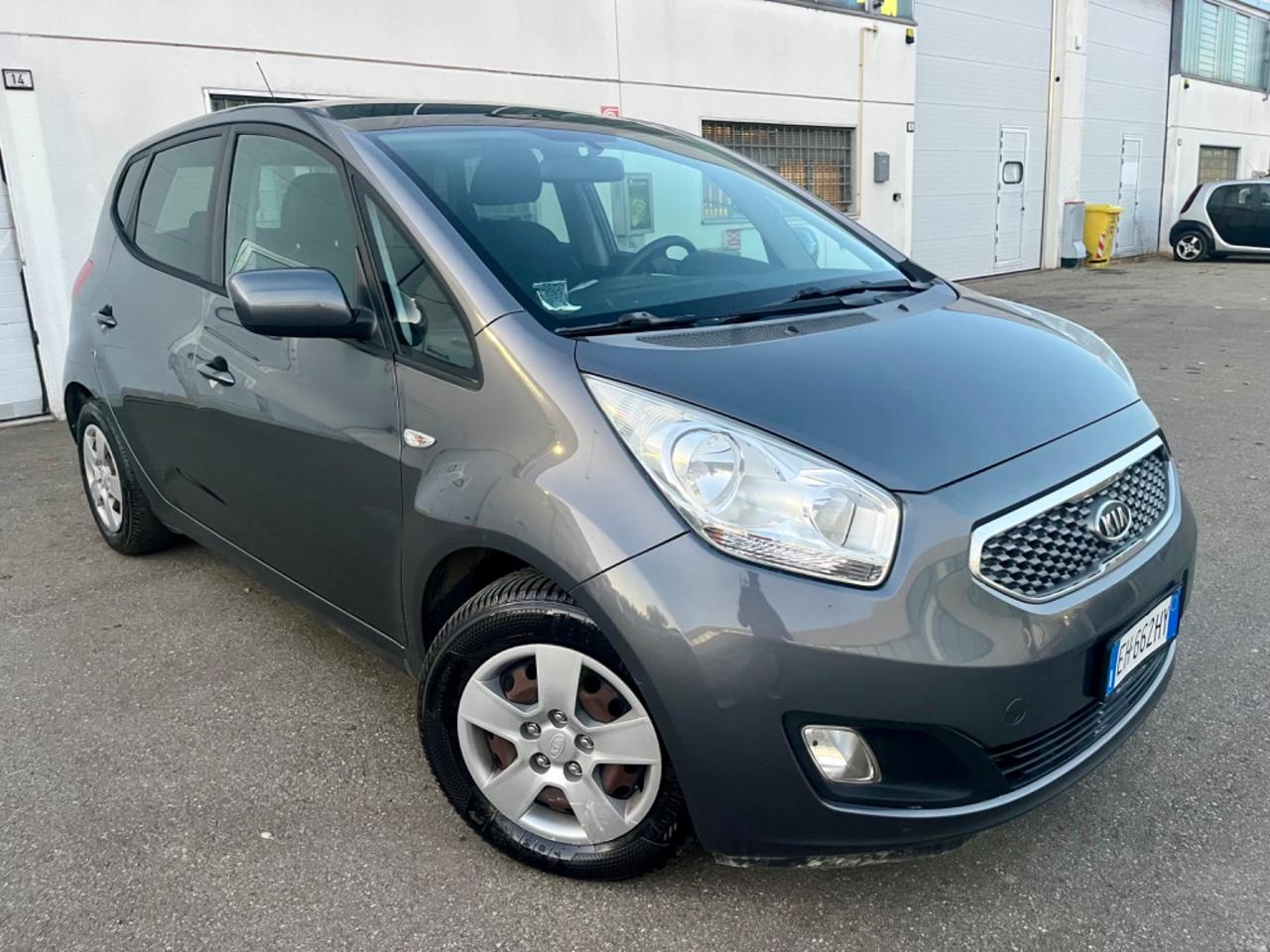 Kia Venga 1.4benz 2011 152.000km perfetta per neopatentati