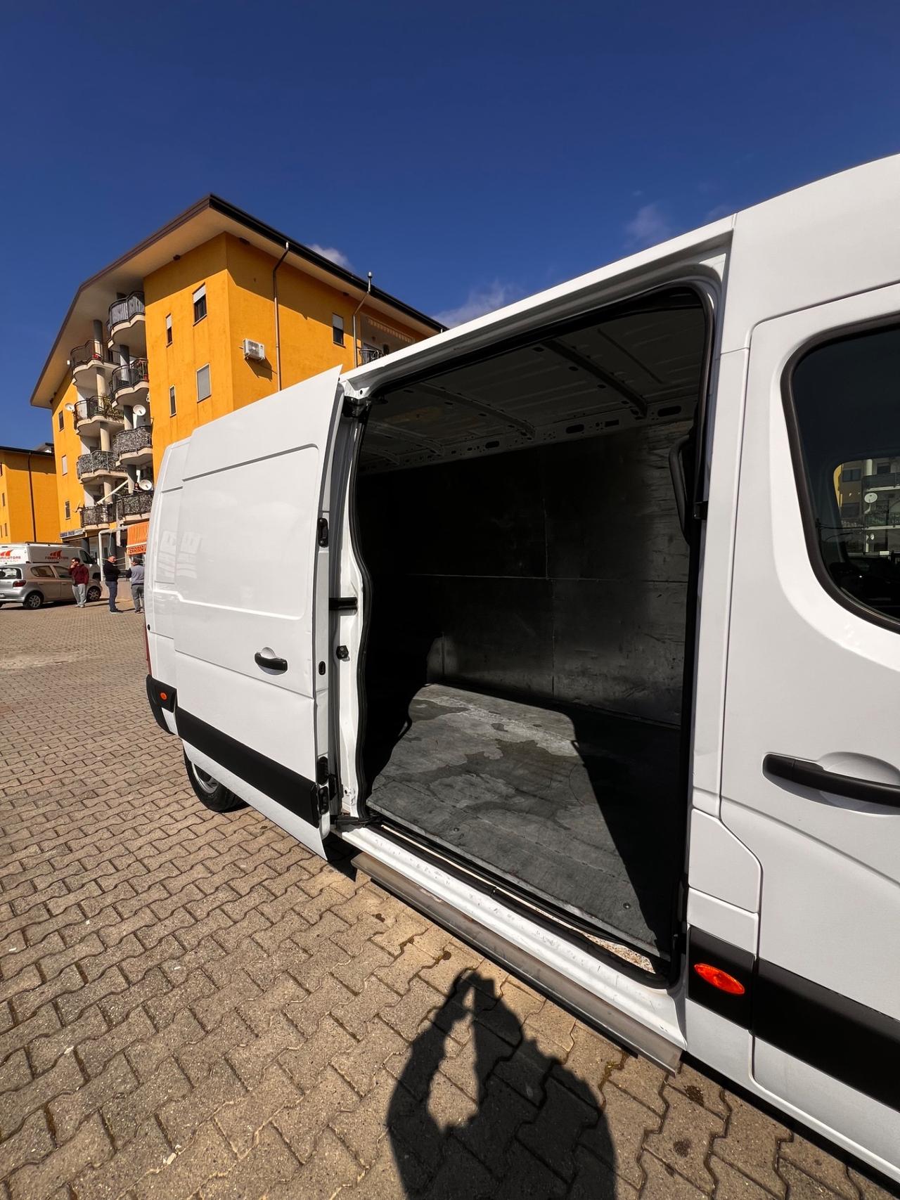 Renault Master T28 2.3 dCi 180 PC-TN Furgone Energy Ice