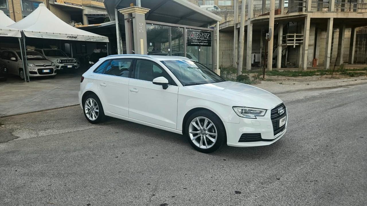 Audi A3 SportBack 1.6 TDI Business