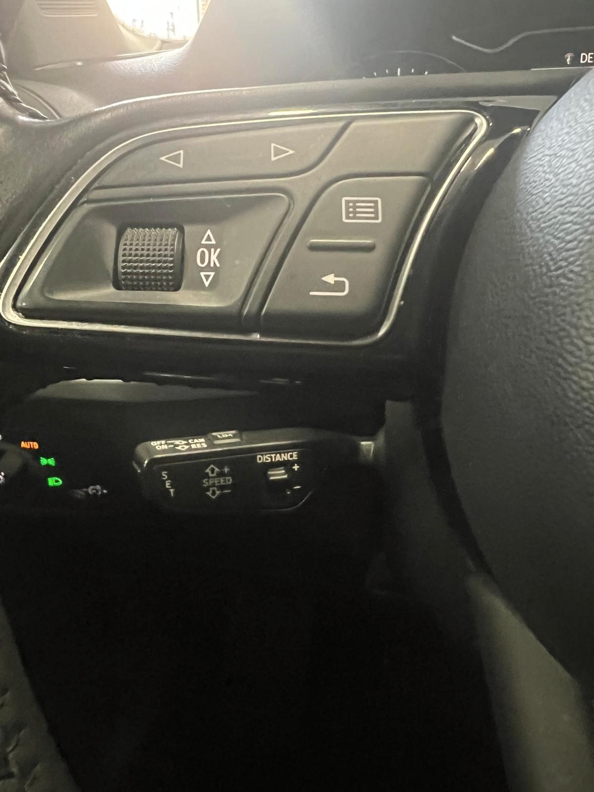 Audi Q2 30 TDI S tronic line Edition