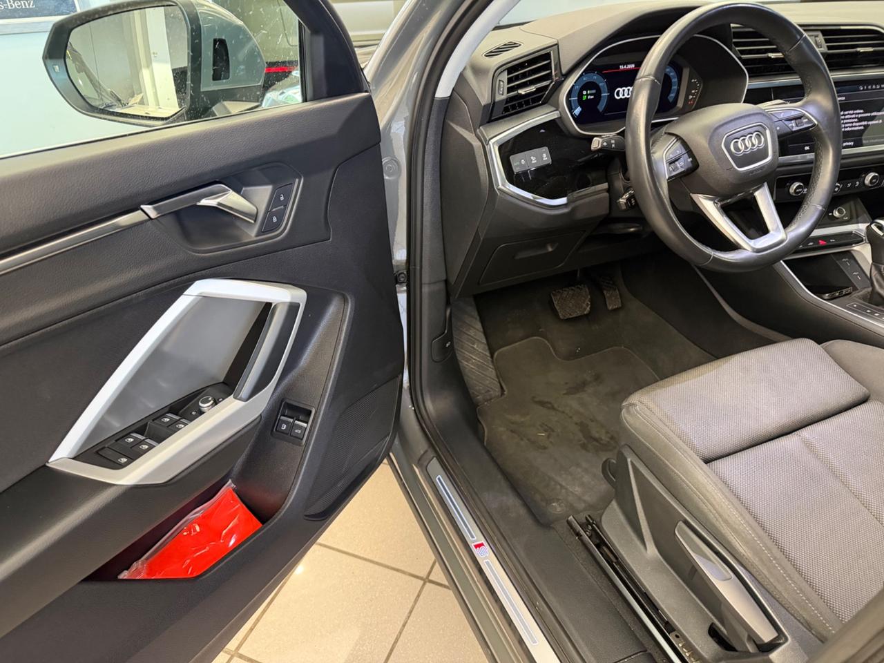 Audi Q3 35 TDI S tronic S line edition