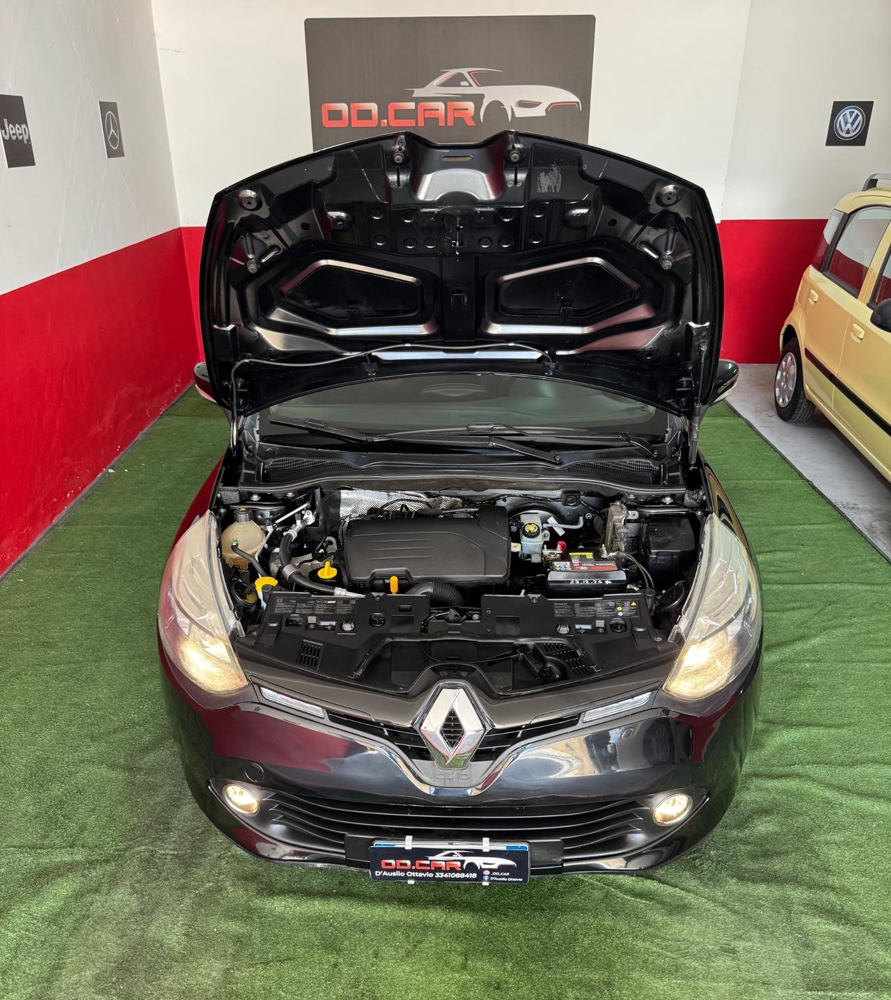 Renault Clio 1.2 75CV 5 porte Anno 2015 Unico proprietario