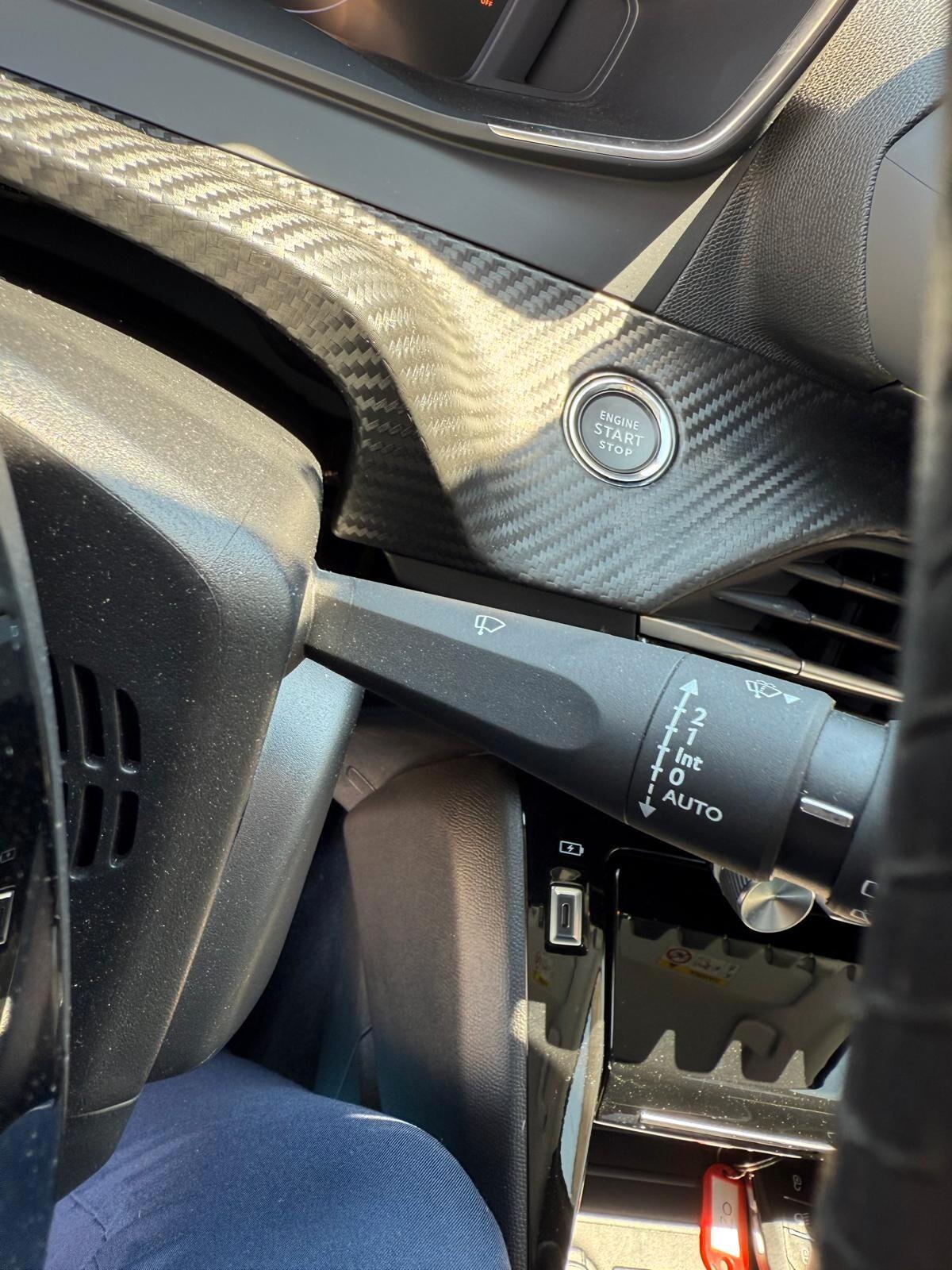 Peugeot 208 PureTech 100 Stop&Start 5 porte Allure