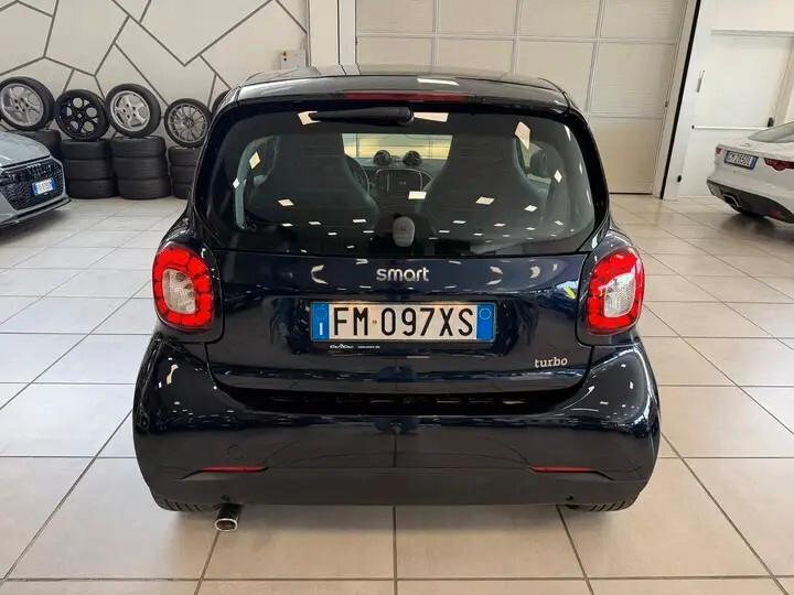 Smart ForTwo 0.9 t Limited Blue Paris