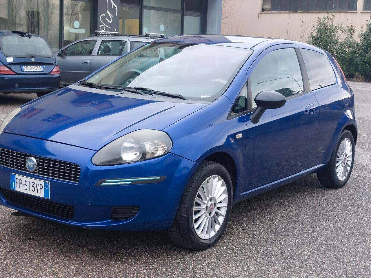 Fiat Grande Punto Grande Punto 1.4 3 porte Dynamic