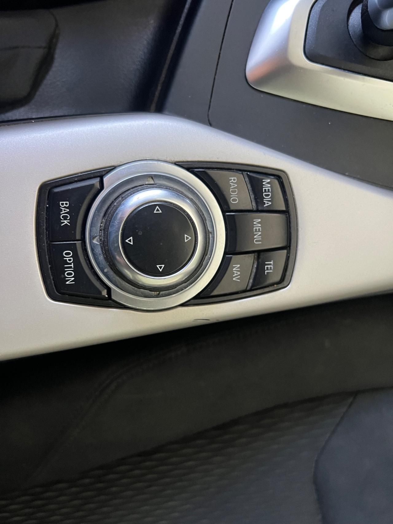 Bmw 118 118d 5p. Advantage