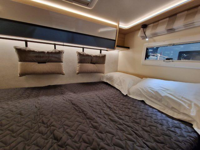 CI INTERNATIONAL HORON 95XT