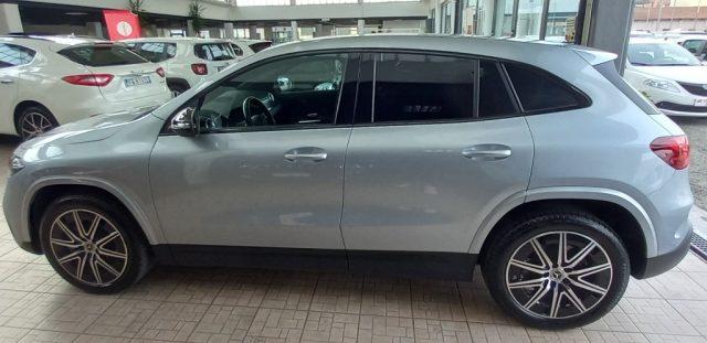 MERCEDES-BENZ EQA 250+ AMG Line Advanced
