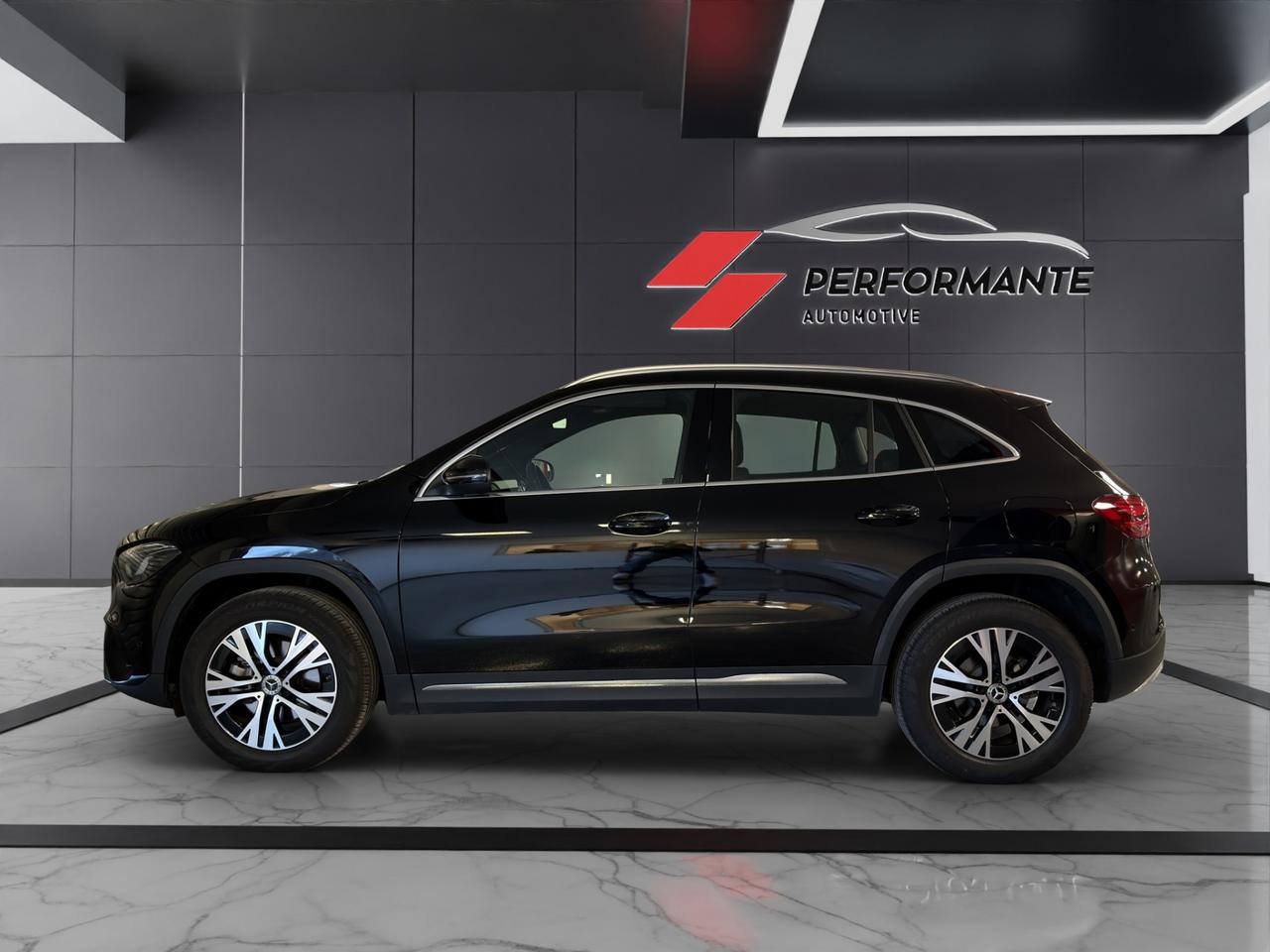 Mercedes GLA 180 180 Progressive Advanced auto