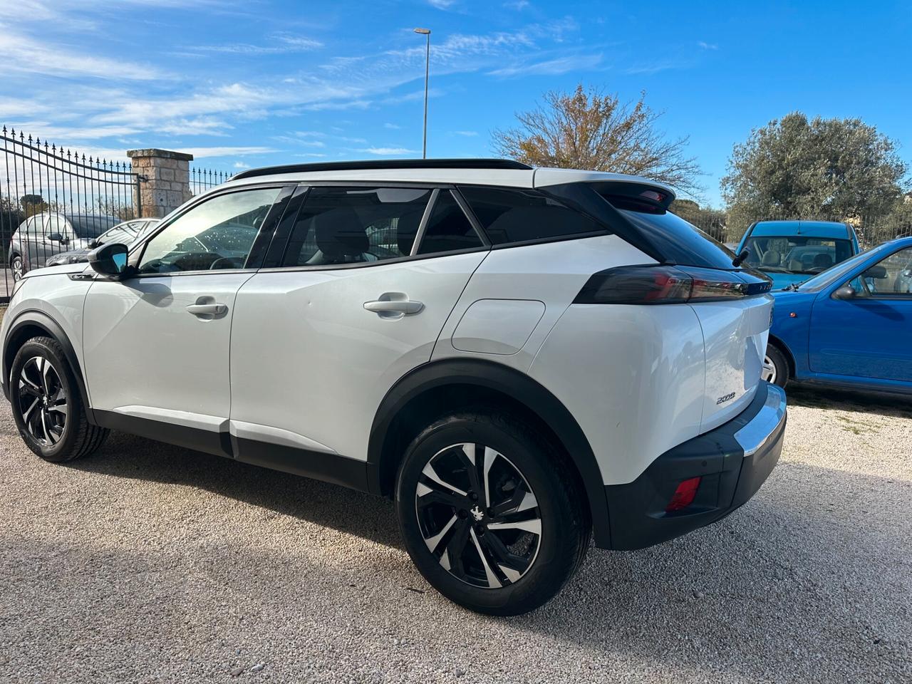 Peugeot 2008 BlueHDi 110 S&S Allure Pack 2021