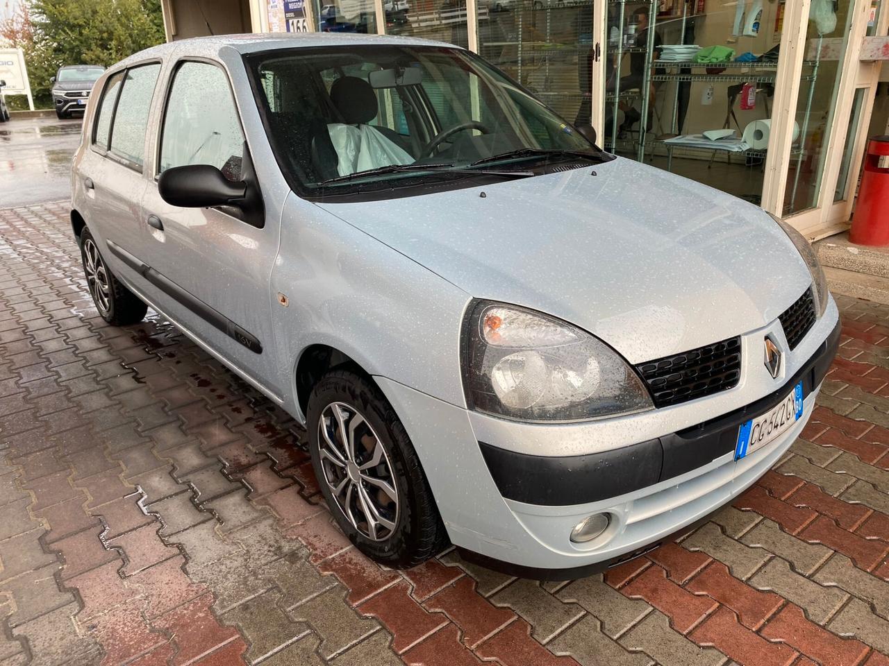 Renault Clio 1.2 cat 5 porte Expression OK PER NEO PATENTATI