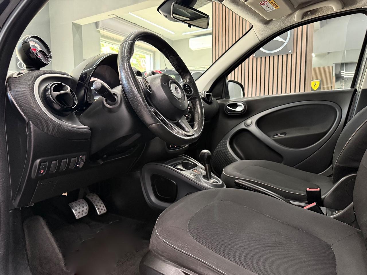 Smart ForFour 70 1.0 Passion Led Tetto