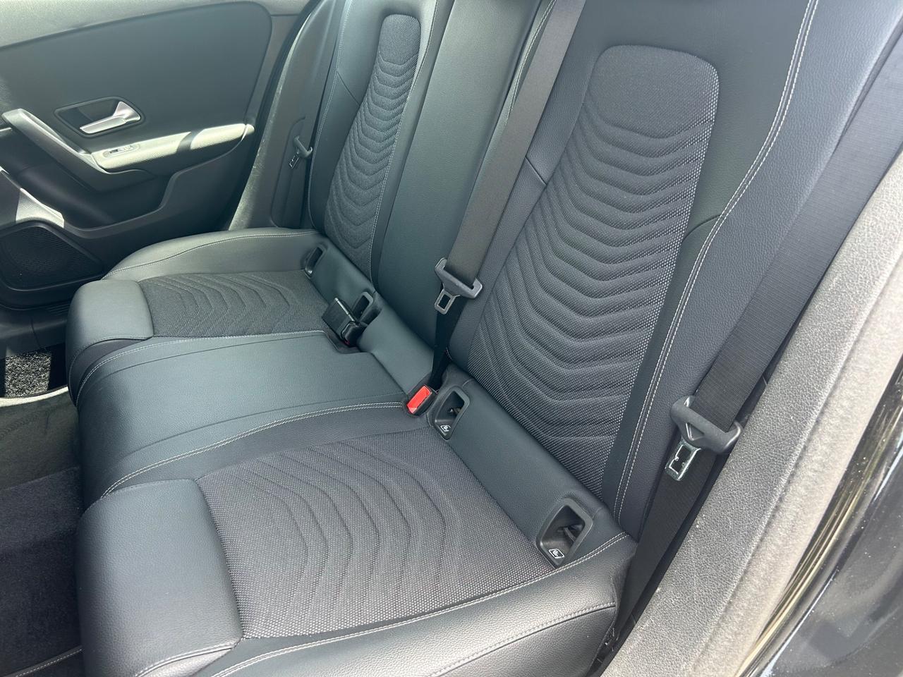 Mercedes-benz A 180 d Automatic Business