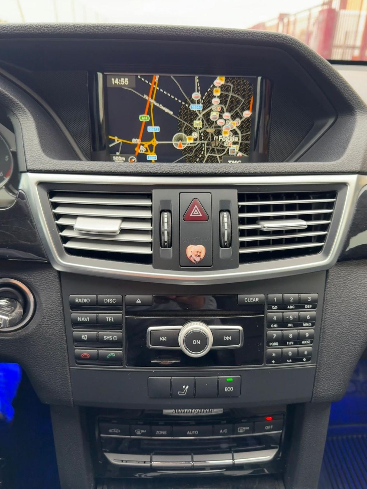 Mercedes-benz E 220 CDI BlueEFFICIENCY Avantgarde