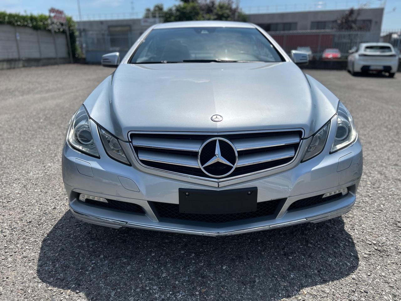 Mercedes-benz E 220 CDI BlueEFFICIENCY coupè