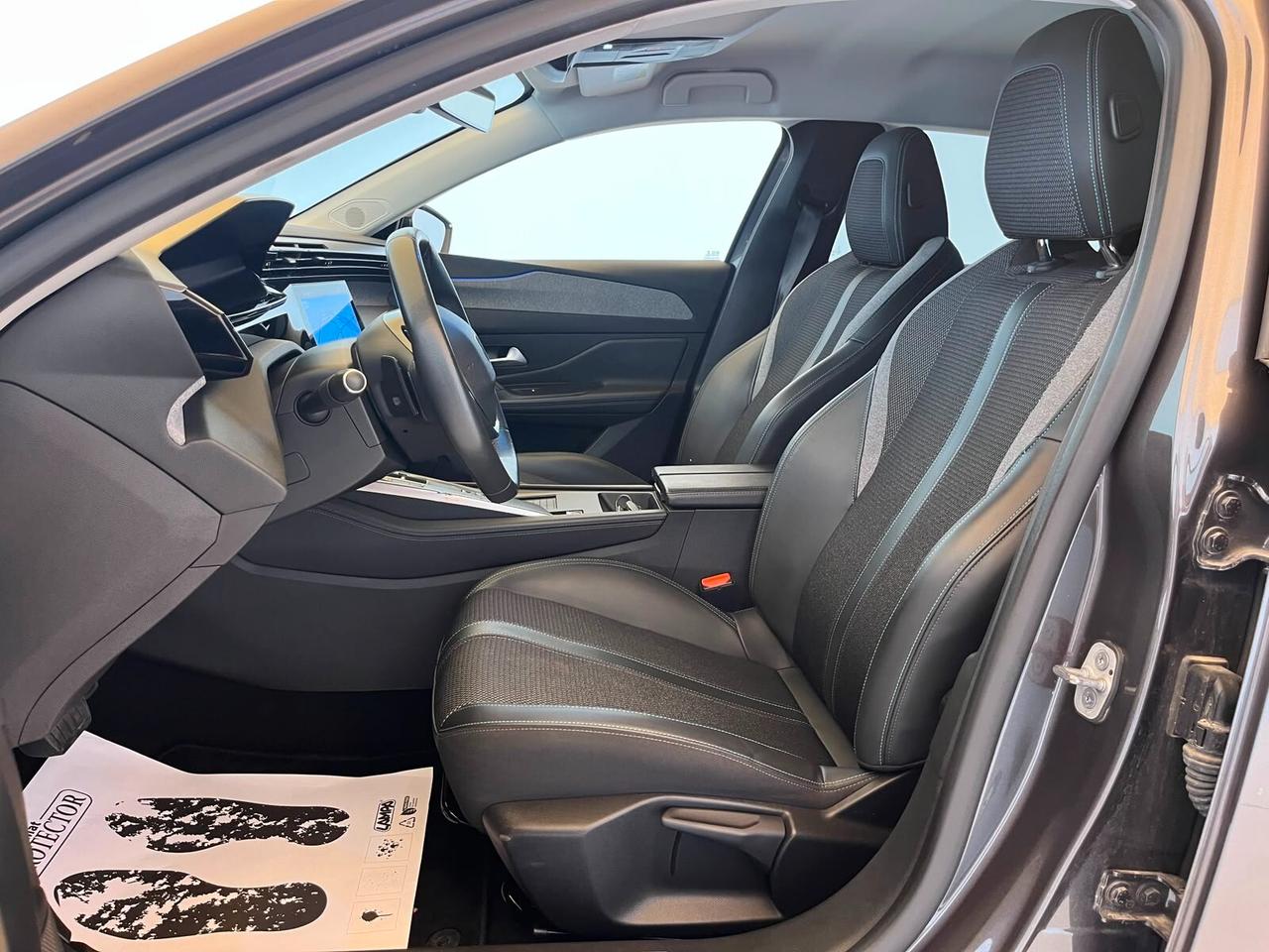 Peugeot 308 - 1.5 bluehdi Allure Pack s