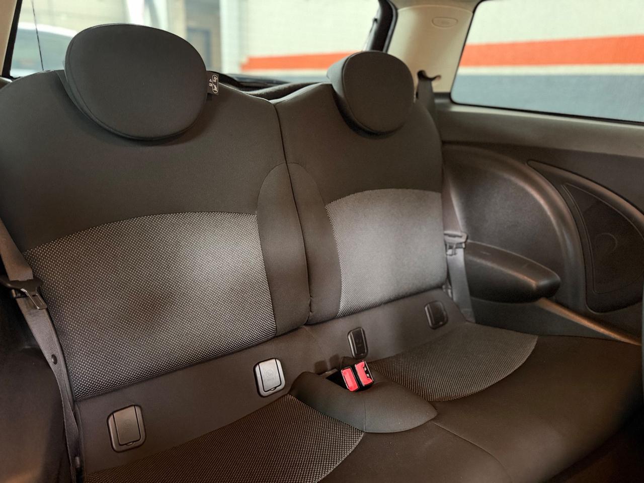 Mini 1.6 16V Cooper NEOPATENTATI