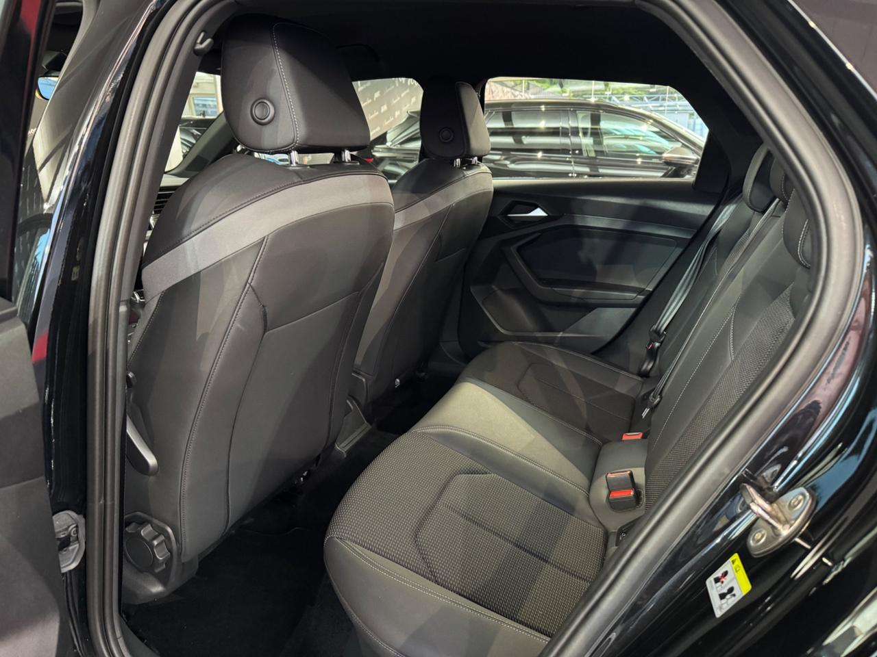 Audi A1 citycarver 30 TFSI S tronic S line