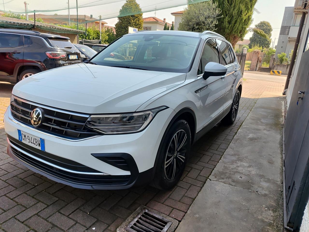 Volkswagen Tiguan 2.0 TDI SCR Life