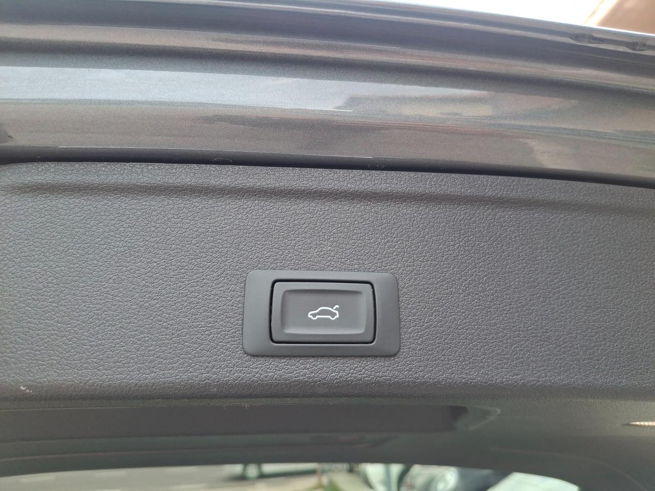 Audi A4 Avant 2.0 TDI 150cv S tronic S-Line - 2017