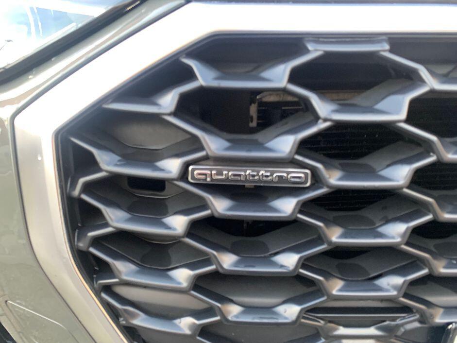 Audi Q3 40 TDI quattro S tronic line edition