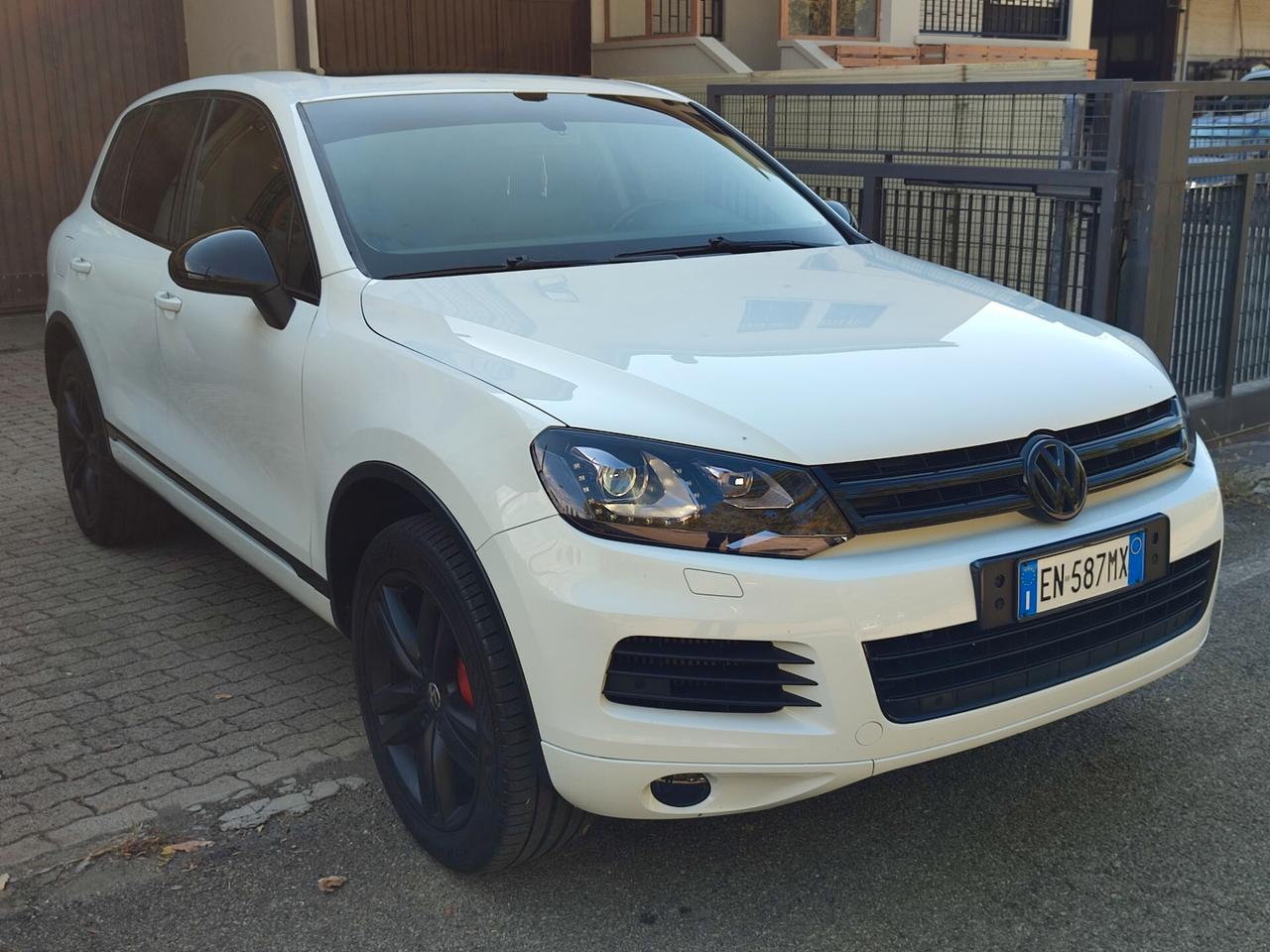 VOLKSWAGEN TOUAREG TDV6 FULL OPT NUOVA IN TUTTO UNICA