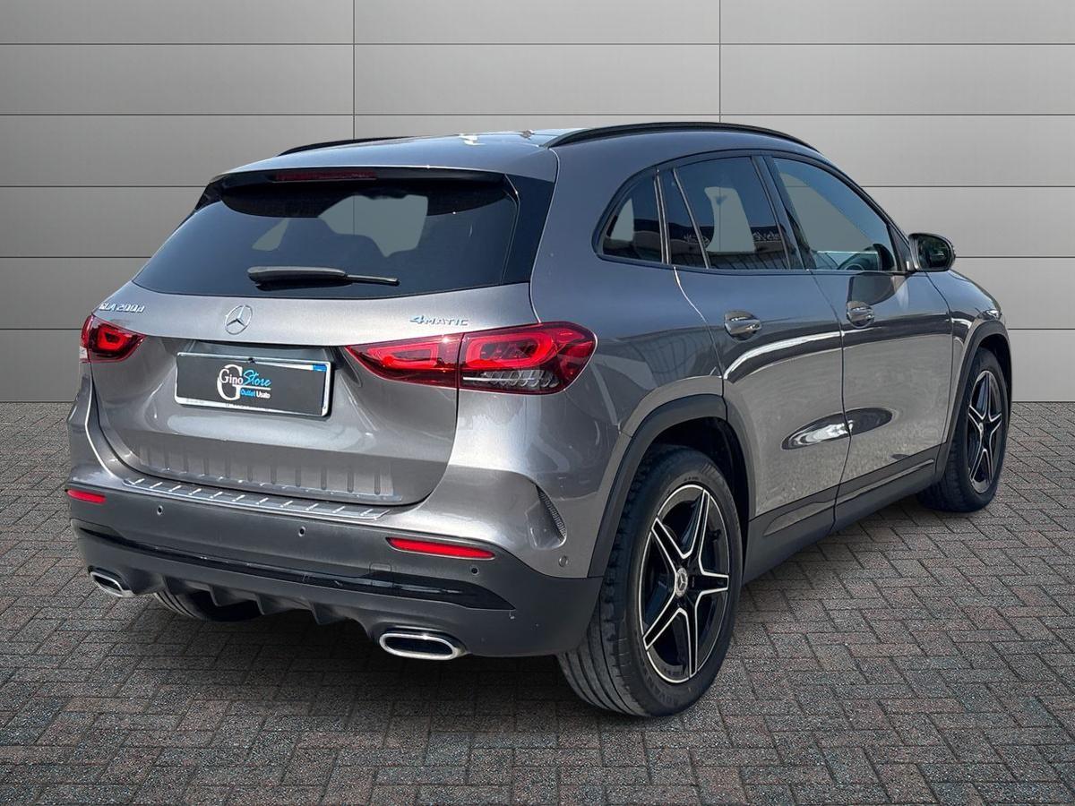 Mercedes-Benz GLA 200 d Premium 4matic auto