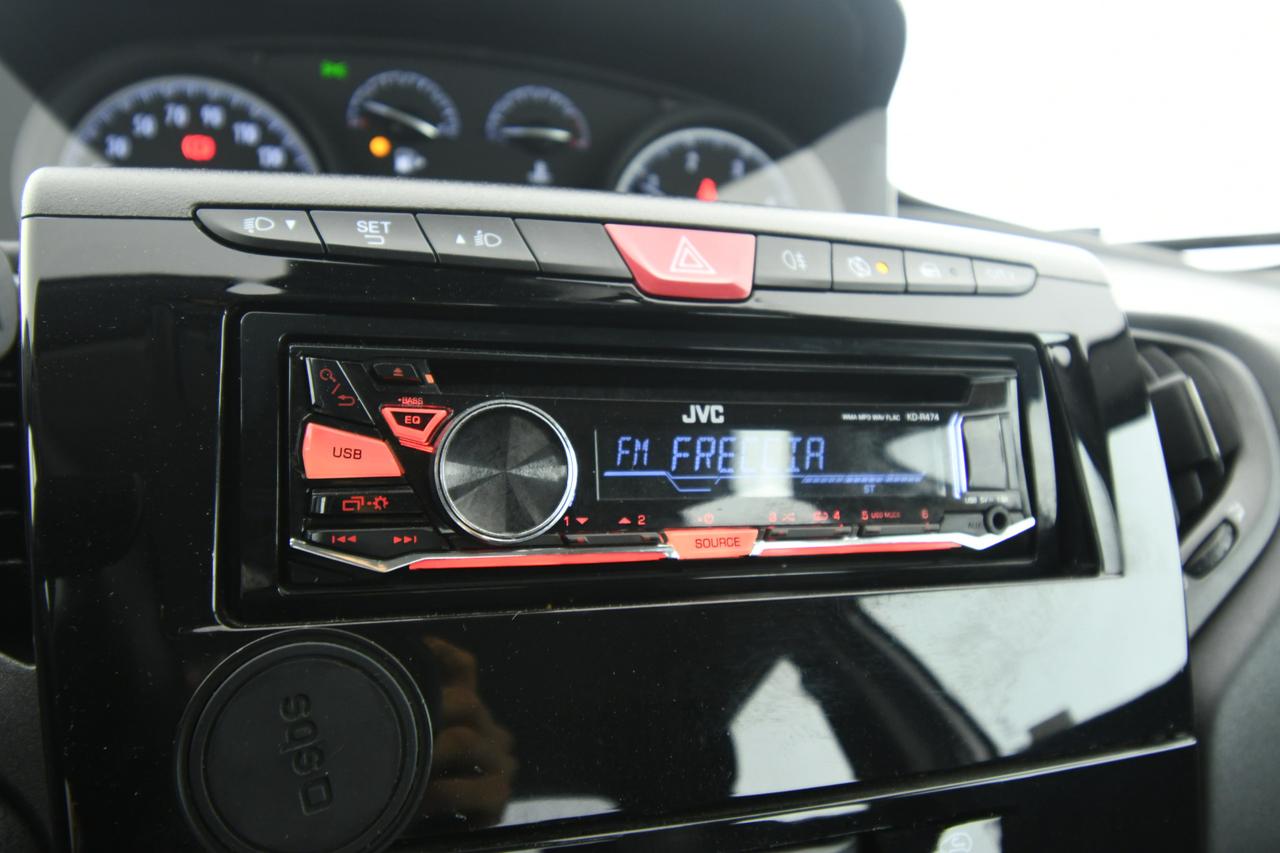 LANCIA Ypsilon 1.3 mjt Silver s&s 95cv X COMMERCIANTI+NEOPATENTATI+BLUETOOTH