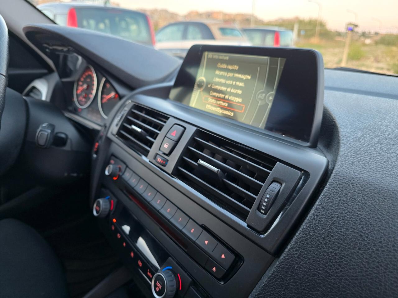 Bmw 118 118d 5p. Sport