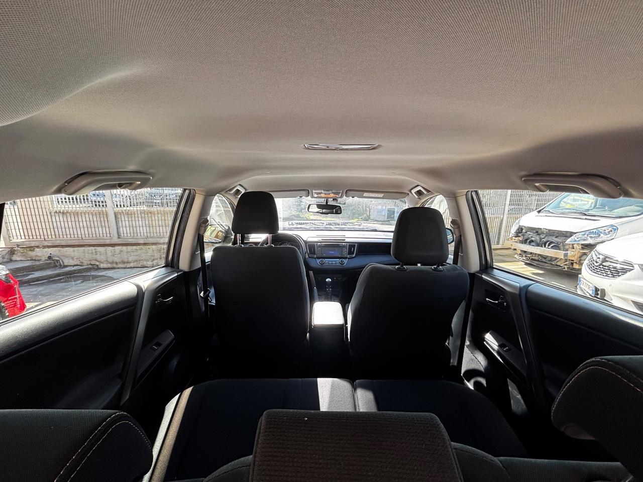 Toyota RAV 4 RAV4 2.0 D-4D 2WD