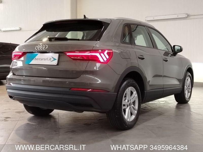 Audi Q3 45 TFSI e S tronic Business