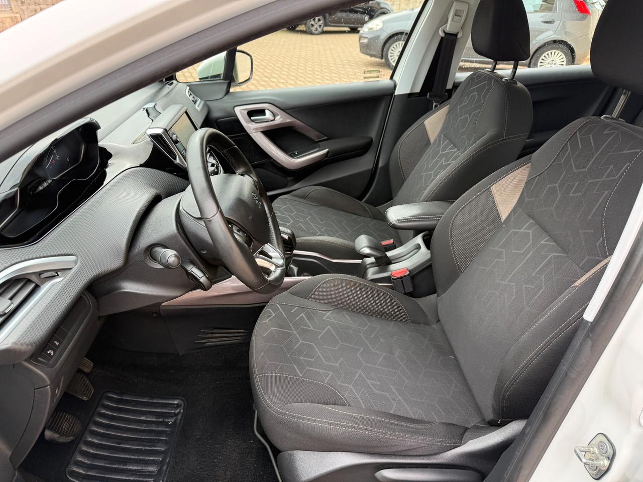 Peugeot 2008 BlueHDi 75 Active Led Blu&Me